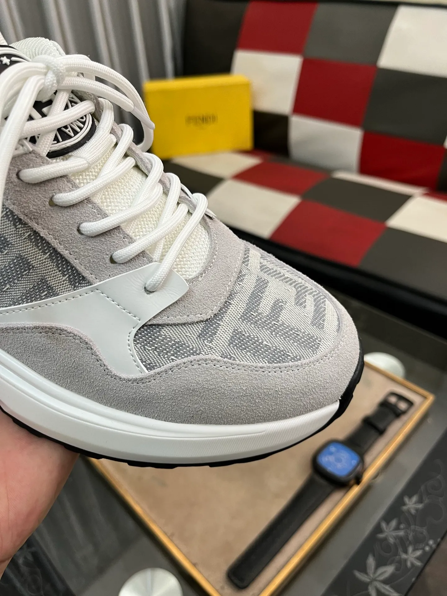 Men's shoes 💰458⌚️⌚️FENDI "FENDI" Regular size: 38-44 (casual shoes) Product materials: Selected cowhide upper, soft sheepskin lining; original outsole. 6️⃣colors available